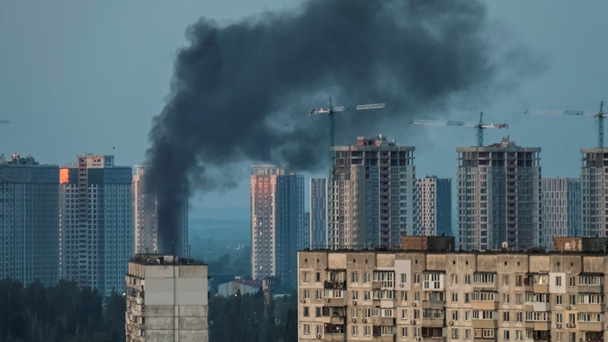Ukraine nói Nga tấn công tên lửa vào Kiev với mức độ "chưa từng có"